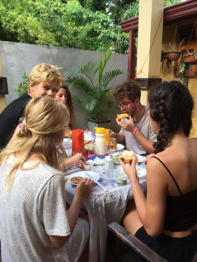 Vero Homestay Galle- Your Home Away From Home! Kültér fotó